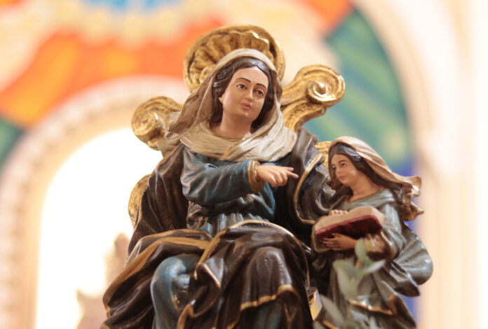 senhora-santana-padroeira-da-diocese-de-goias